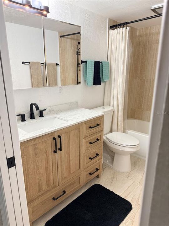 待售: $150,000 (2 贝兹, 2 浴室, 1255 平方英尺)