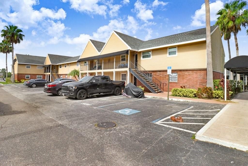 待售: $150,000 (2 贝兹, 2 浴室, 1255 平方英尺)