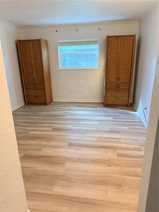 待售: $150,000 (2 贝兹, 2 浴室, 1255 平方英尺)