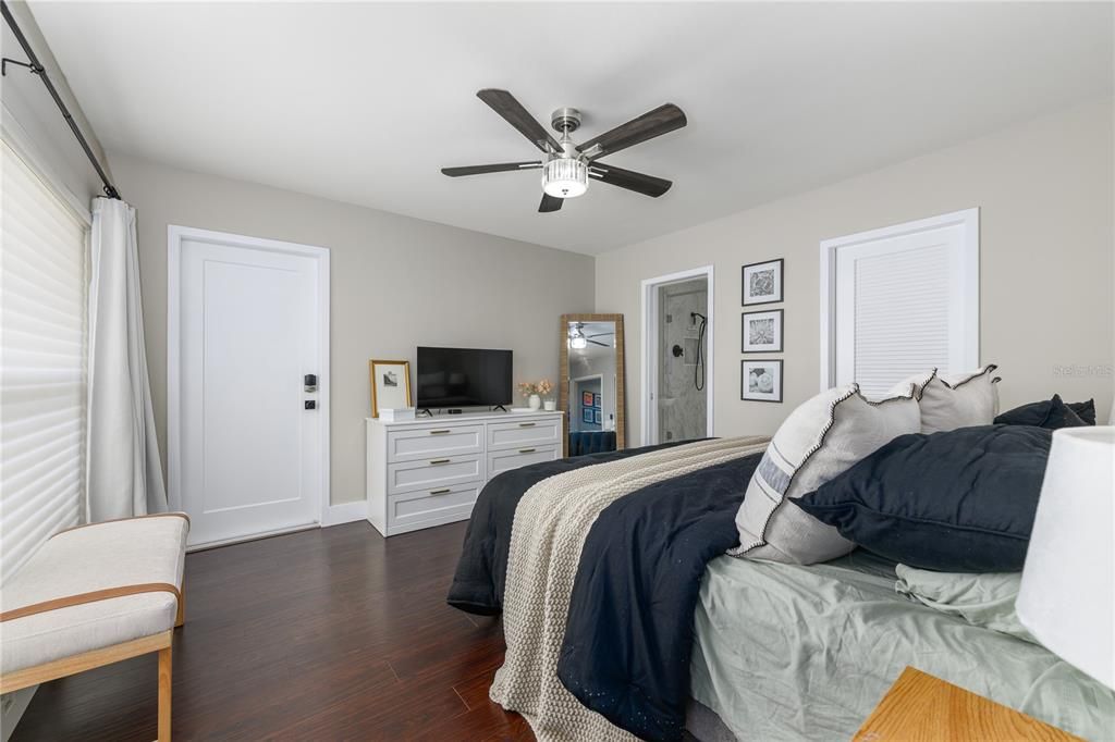 Primary suite with walk in closet.