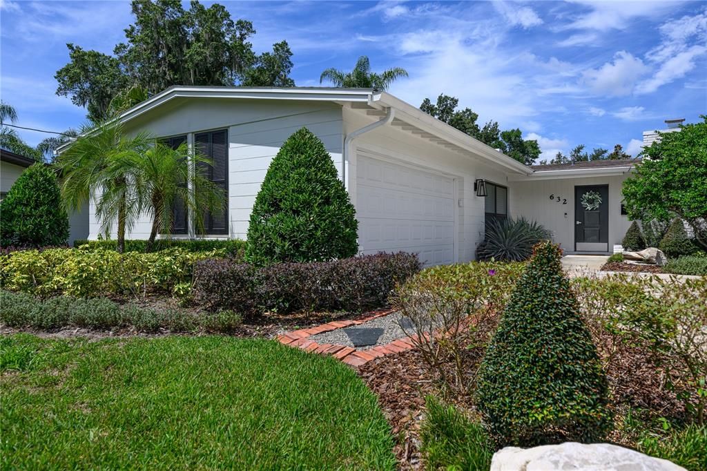 Welcome home to 632 Magnolia Dr.