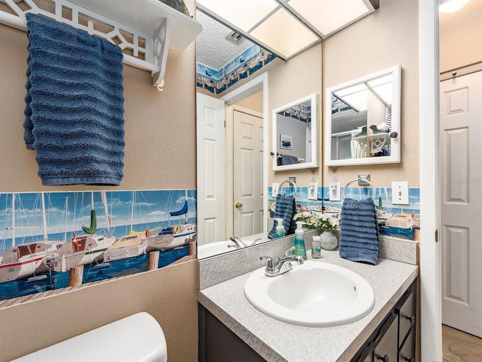 Active With Contract: $297,777 (2 beds, 2 baths, 1510 Square Feet)