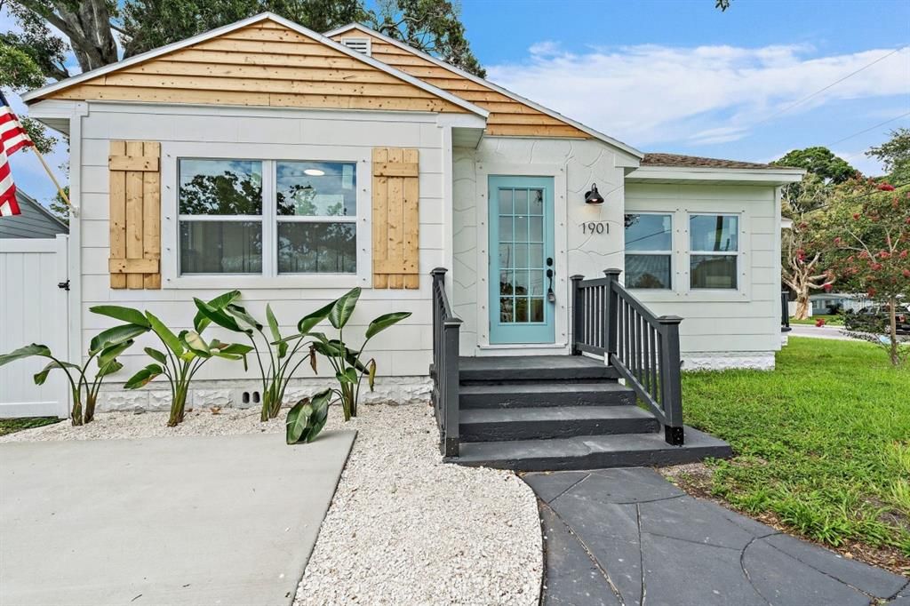 最近售出: $499,000 (3 贝兹, 3 浴室, 1389 平方英尺)