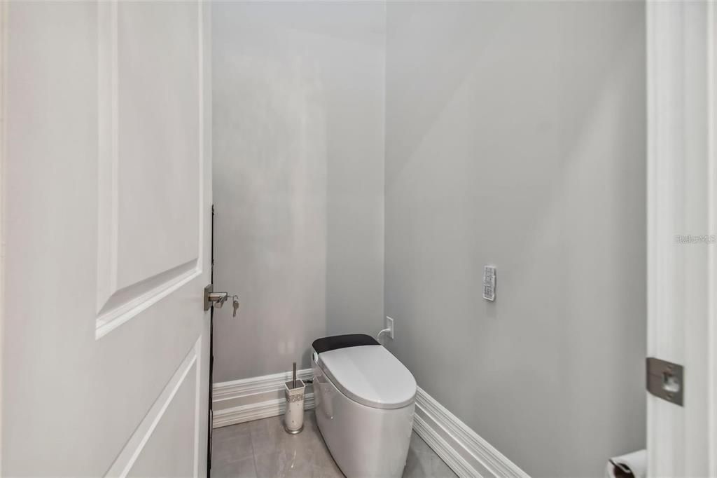 待售: $1,699,000 (4 贝兹, 5 浴室, 6077 平方英尺)