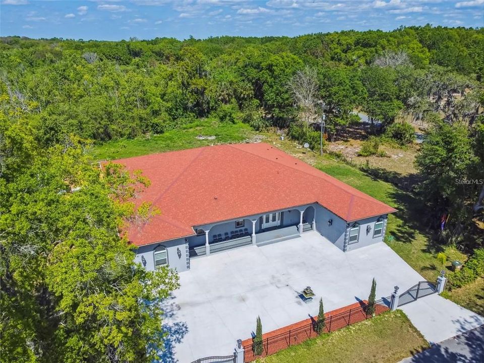 待售: $1,699,000 (4 贝兹, 5 浴室, 6077 平方英尺)