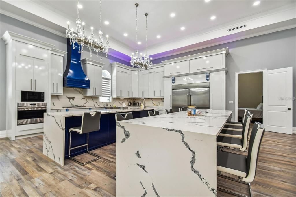 待售: $1,699,000 (4 贝兹, 5 浴室, 6077 平方英尺)