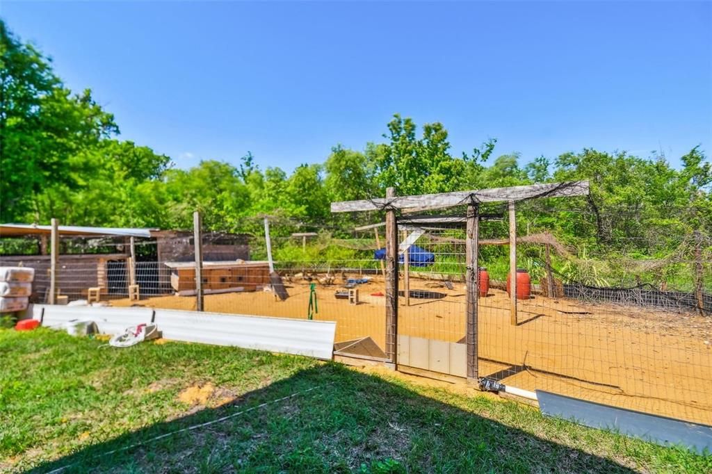 待售: $1,699,000 (4 贝兹, 5 浴室, 6077 平方英尺)