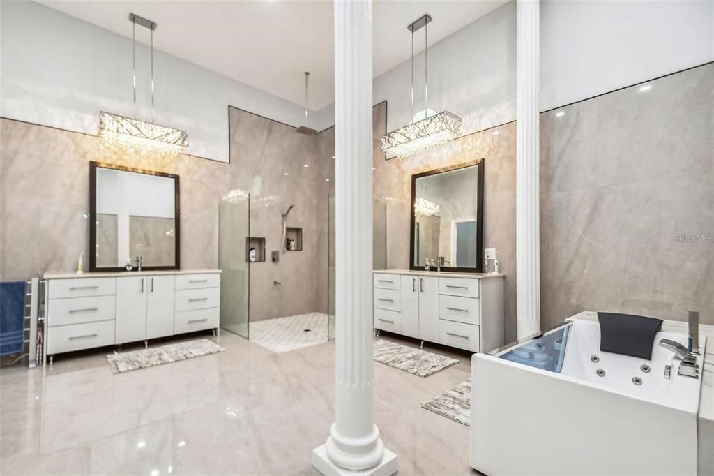 待售: $1,699,000 (4 贝兹, 5 浴室, 6077 平方英尺)