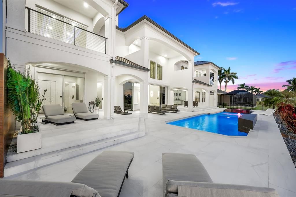 En Venta: $2,499,999 (4 camas, 4 baños, 5814 Pies cuadrados)