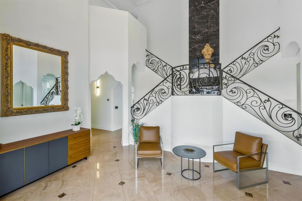 En Venta: $2,499,999 (4 camas, 4 baños, 5814 Pies cuadrados)