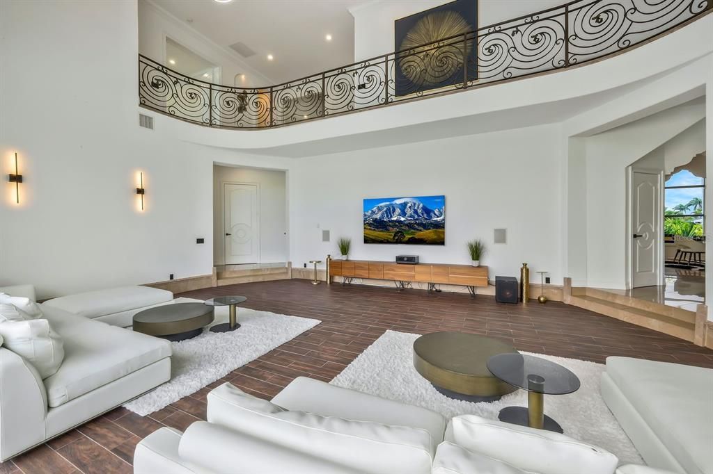 En Venta: $2,499,999 (4 camas, 4 baños, 5814 Pies cuadrados)