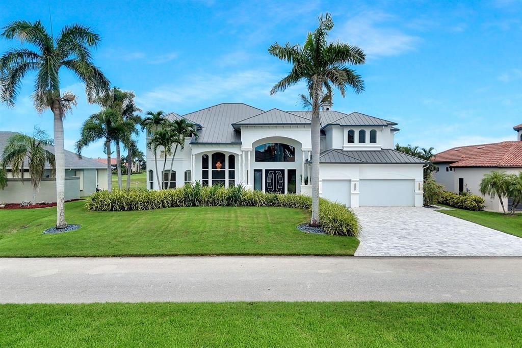 En Venta: $2,499,999 (4 camas, 4 baños, 5814 Pies cuadrados)