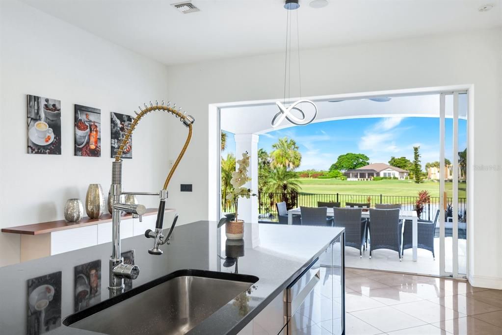 En Venta: $2,499,999 (4 camas, 4 baños, 5814 Pies cuadrados)