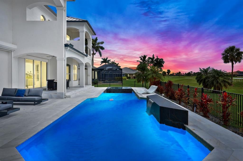 En Venta: $2,499,999 (4 camas, 4 baños, 5814 Pies cuadrados)