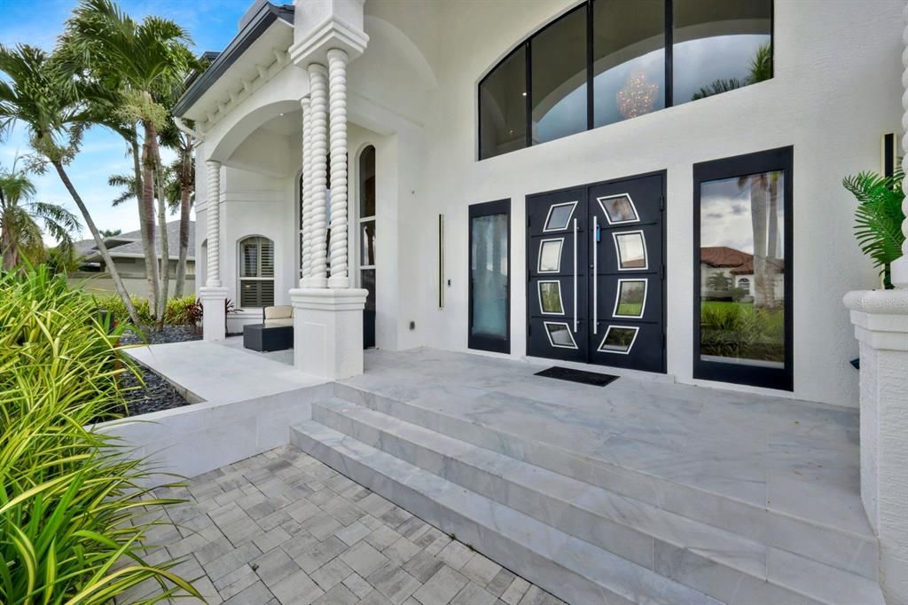 En Venta: $2,499,999 (4 camas, 4 baños, 5814 Pies cuadrados)