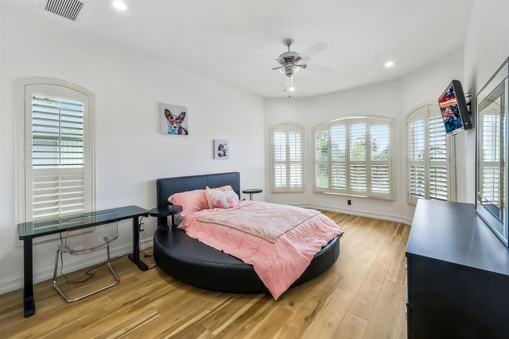 En Venta: $2,499,999 (4 camas, 4 baños, 5814 Pies cuadrados)