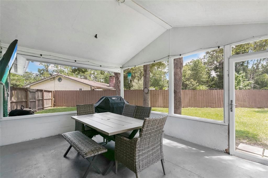 En Venta: $439,900 (3 camas, 2 baños, 1585 Pies cuadrados)
