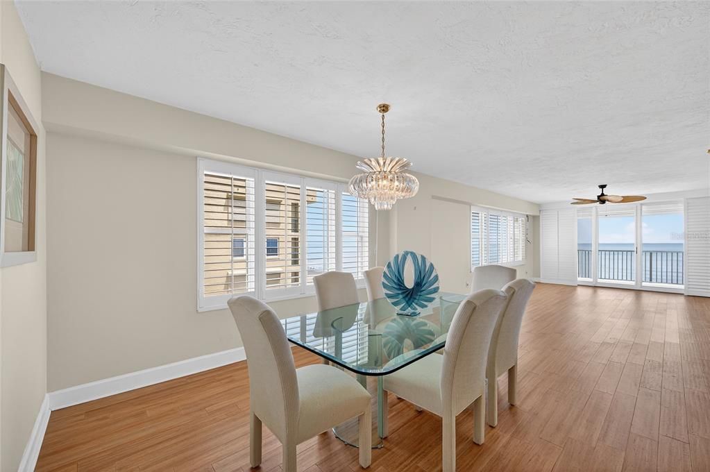 For Sale: $599,000 (3 beds, 3 baths, 2060 Square Feet)