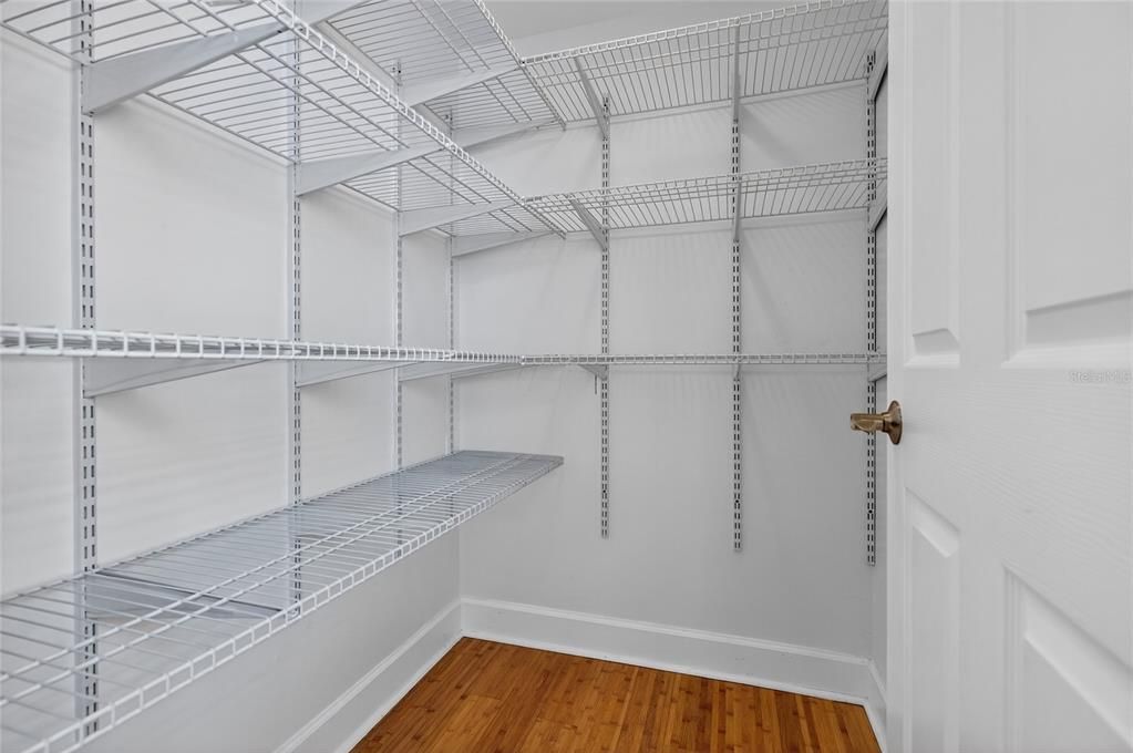 For Sale: $599,000 (3 beds, 3 baths, 2060 Square Feet)