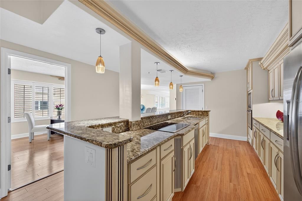 For Sale: $599,000 (3 beds, 3 baths, 2060 Square Feet)