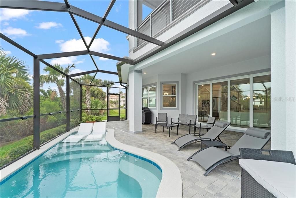 For Sale: $2,295,000 (5 beds, 4 baths, 3541 Square Feet)