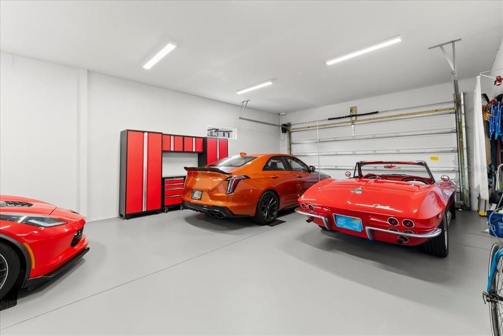 For Sale: $2,295,000 (5 beds, 4 baths, 3541 Square Feet)