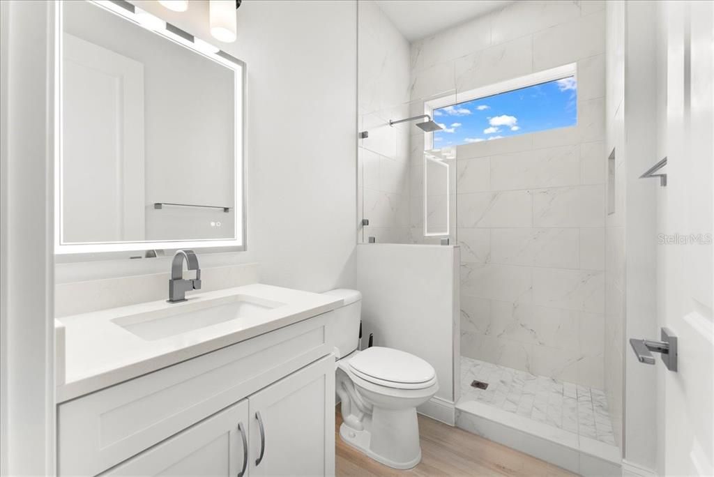 For Sale: $2,295,000 (5 beds, 4 baths, 3541 Square Feet)