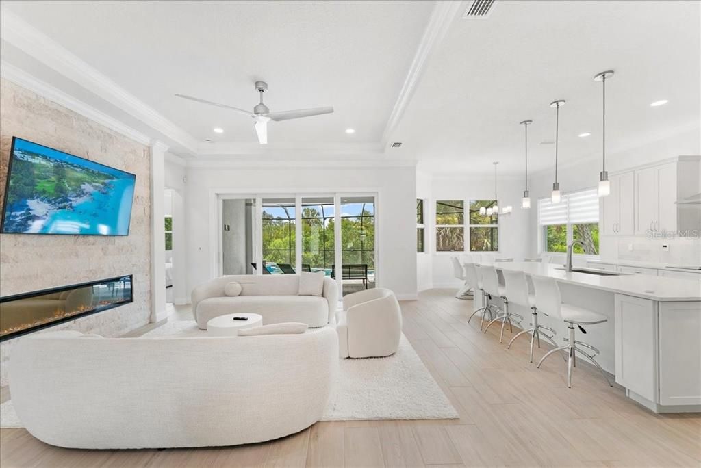 For Sale: $2,295,000 (5 beds, 4 baths, 3541 Square Feet)