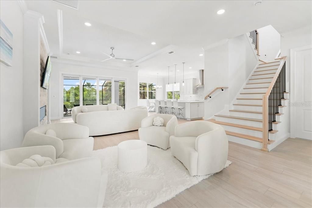 For Sale: $2,295,000 (5 beds, 4 baths, 3541 Square Feet)