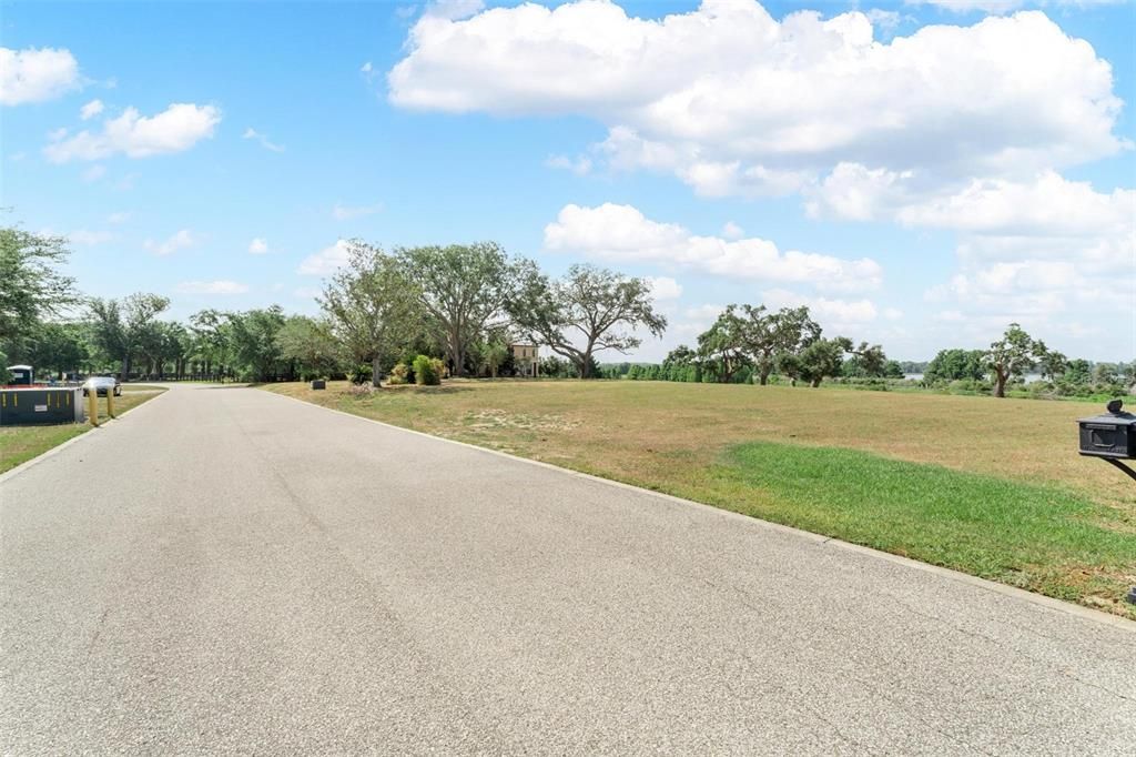 For Sale: $765,900 (1.52 acres)