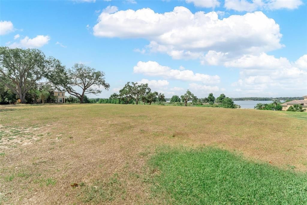 For Sale: $765,900 (1.52 acres)