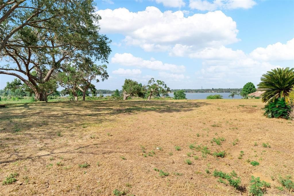 For Sale: $765,900 (1.52 acres)