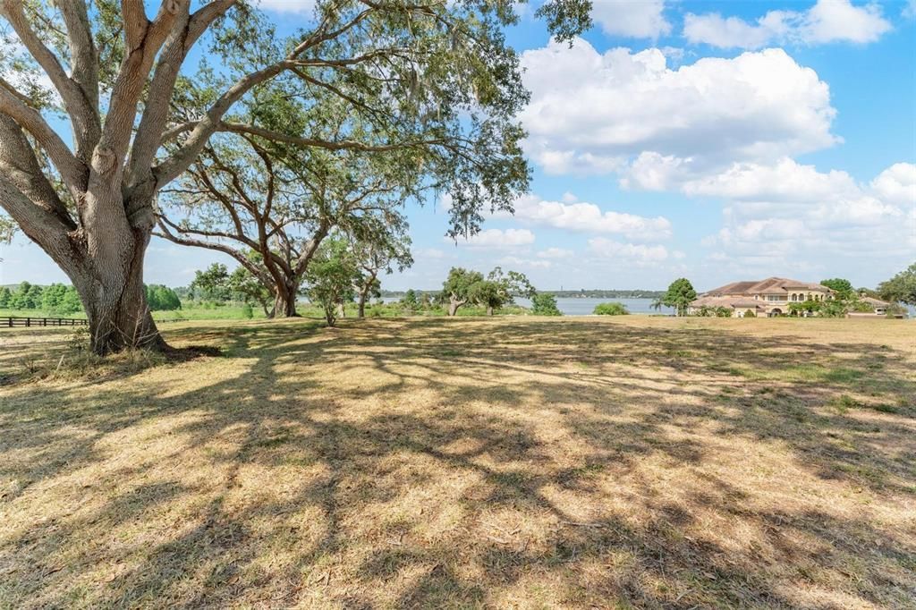 For Sale: $765,900 (1.52 acres)