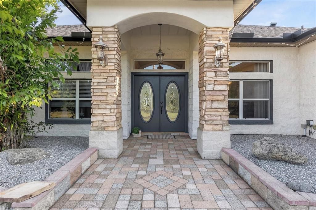 待售: $935,000 (4 贝兹, 2 浴室, 2218 平方英尺)