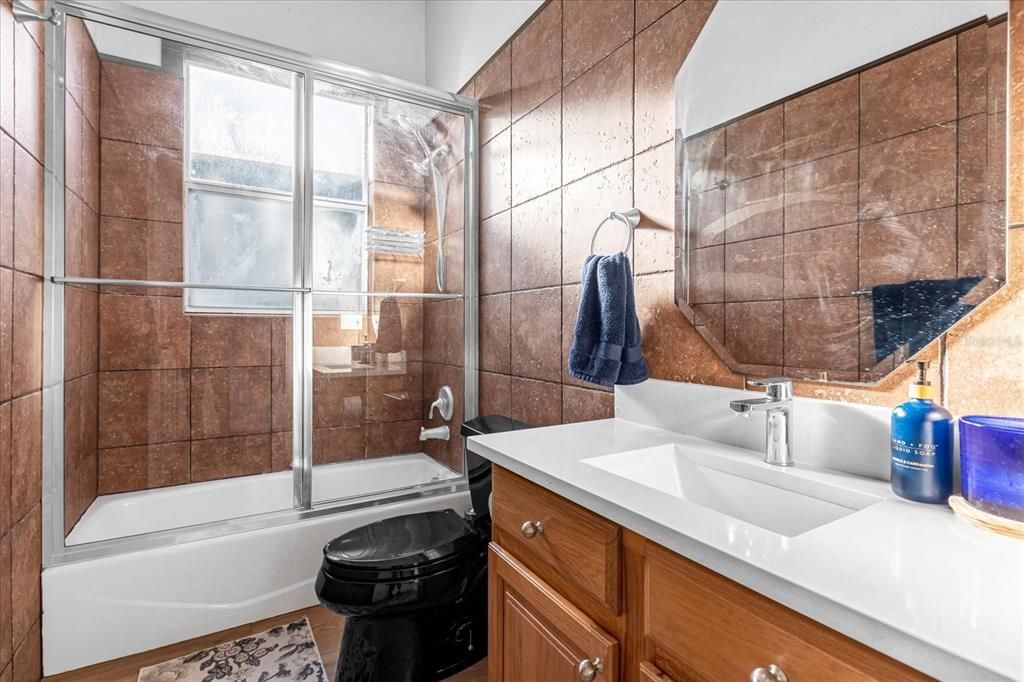 待售: $935,000 (4 贝兹, 2 浴室, 2218 平方英尺)