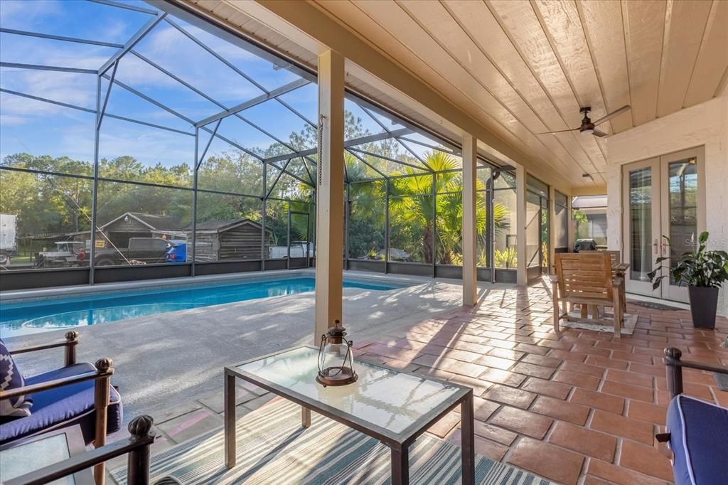 待售: $935,000 (4 贝兹, 2 浴室, 2218 平方英尺)