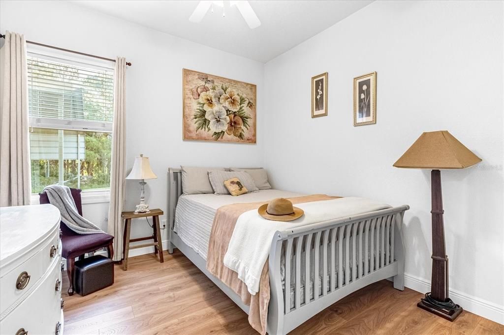 待售: $935,000 (4 贝兹, 2 浴室, 2218 平方英尺)