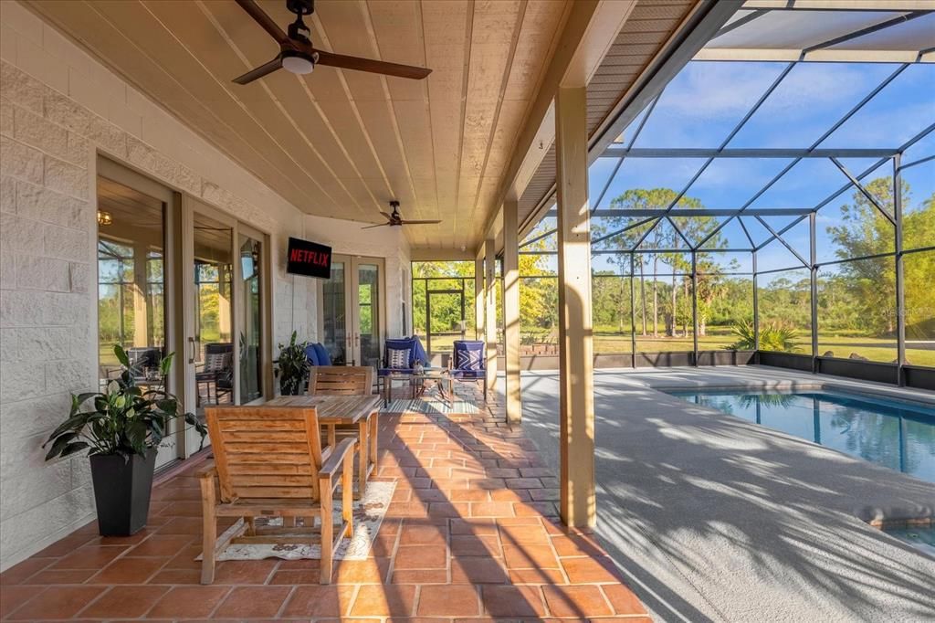 待售: $935,000 (4 贝兹, 2 浴室, 2218 平方英尺)