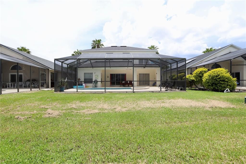 For Sale: $484,900 (5 beds, 3 baths, 2572 Square Feet)