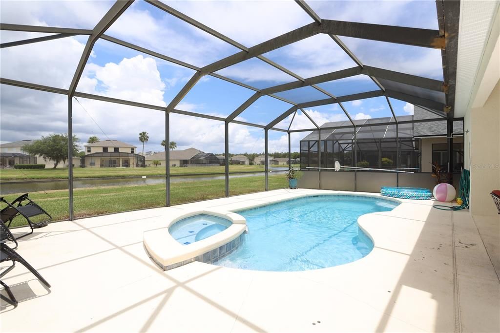 For Sale: $484,900 (5 beds, 3 baths, 2572 Square Feet)