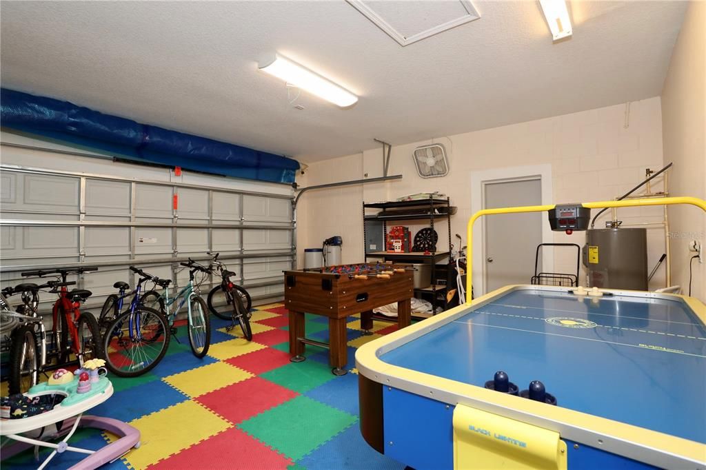 For Sale: $484,900 (5 beds, 3 baths, 2572 Square Feet)