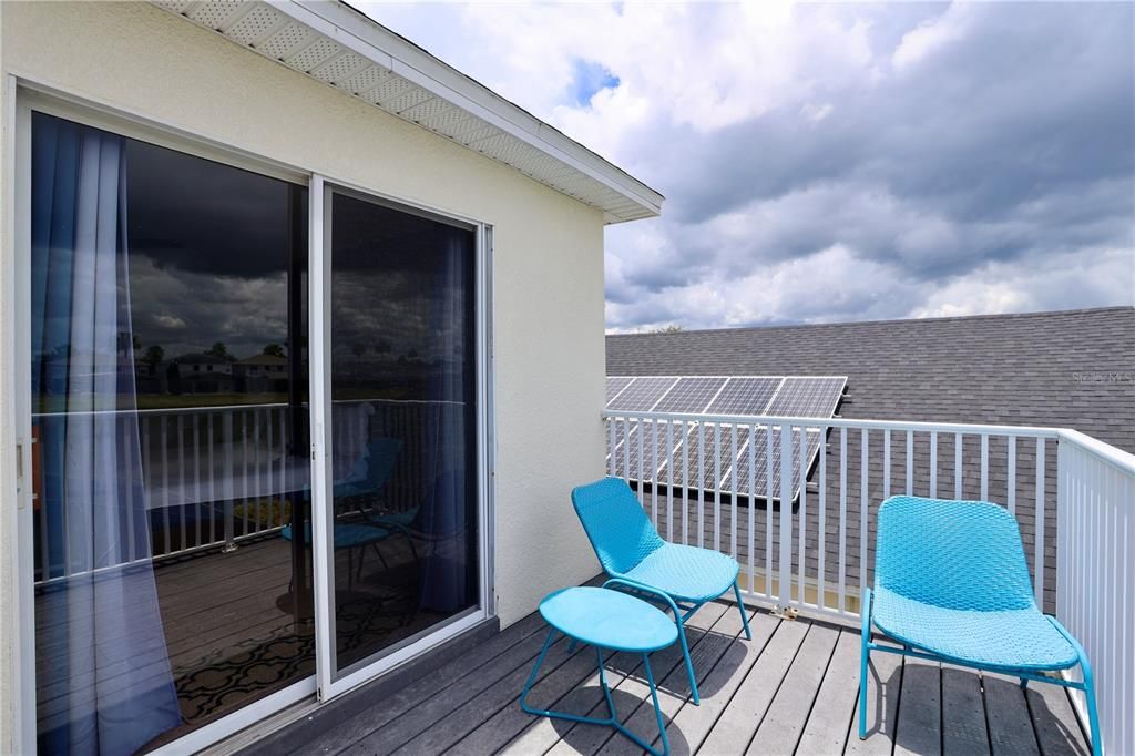 For Sale: $484,900 (5 beds, 3 baths, 2572 Square Feet)