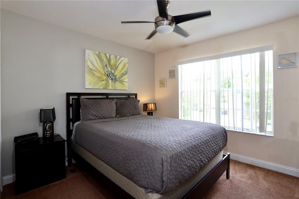 For Sale: $484,900 (5 beds, 3 baths, 2572 Square Feet)