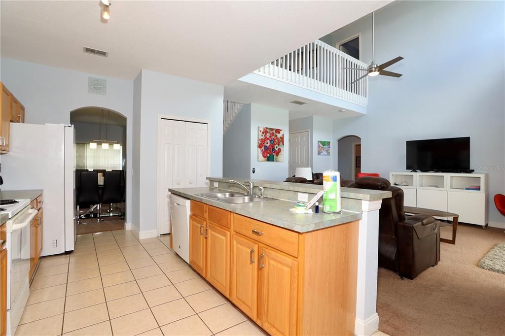 For Sale: $484,900 (5 beds, 3 baths, 2572 Square Feet)