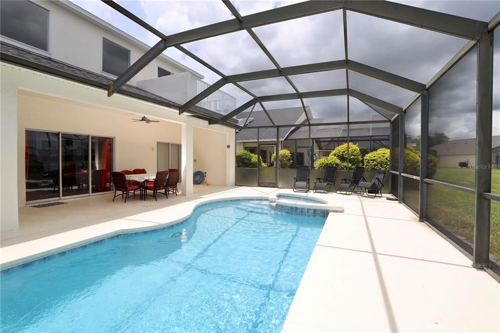 For Sale: $484,900 (5 beds, 3 baths, 2572 Square Feet)