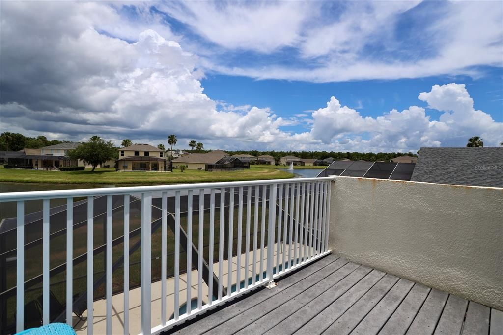 For Sale: $484,900 (5 beds, 3 baths, 2572 Square Feet)