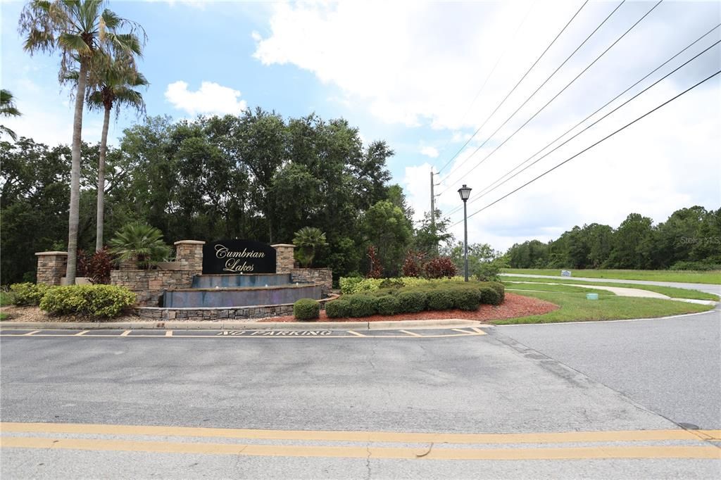 For Sale: $484,900 (5 beds, 3 baths, 2572 Square Feet)