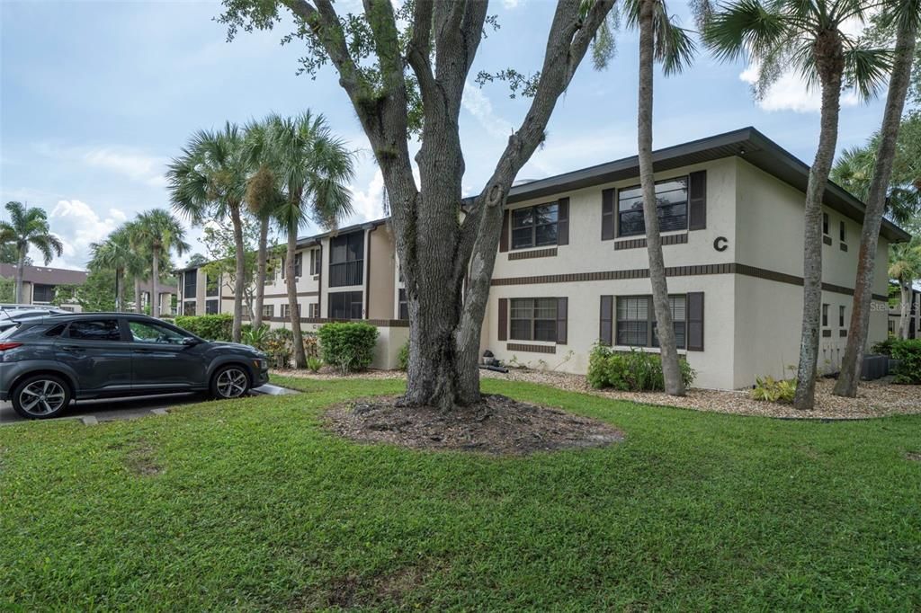 На продажу: $142,000 (2 спален, 2 ванн, 899 Квадратных фут)