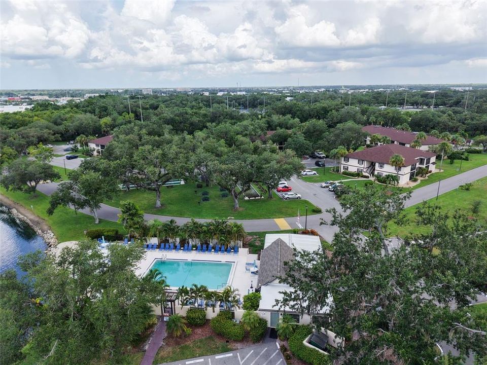 На продажу: $142,000 (2 спален, 2 ванн, 899 Квадратных фут)