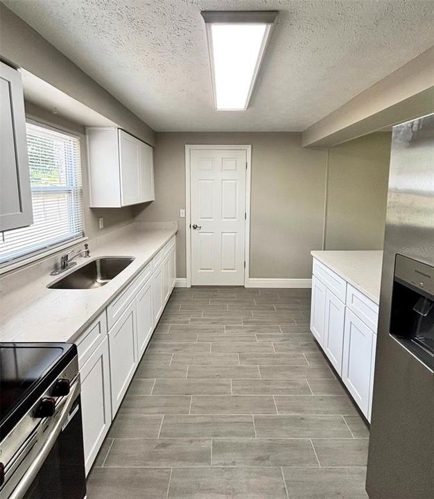 待售: $283,000 (3 贝兹, 2 浴室, 1248 平方英尺)